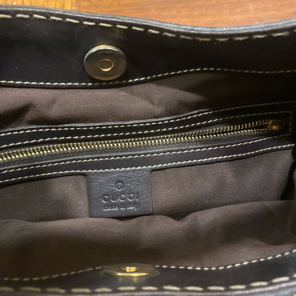 Authentic Gucci hobo bag in great condition. Smells great, no rips, no stains. - Picture 8 of 8